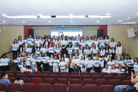 Curso de bordado transforma talento em oportunidades para mulheres em Quissamã